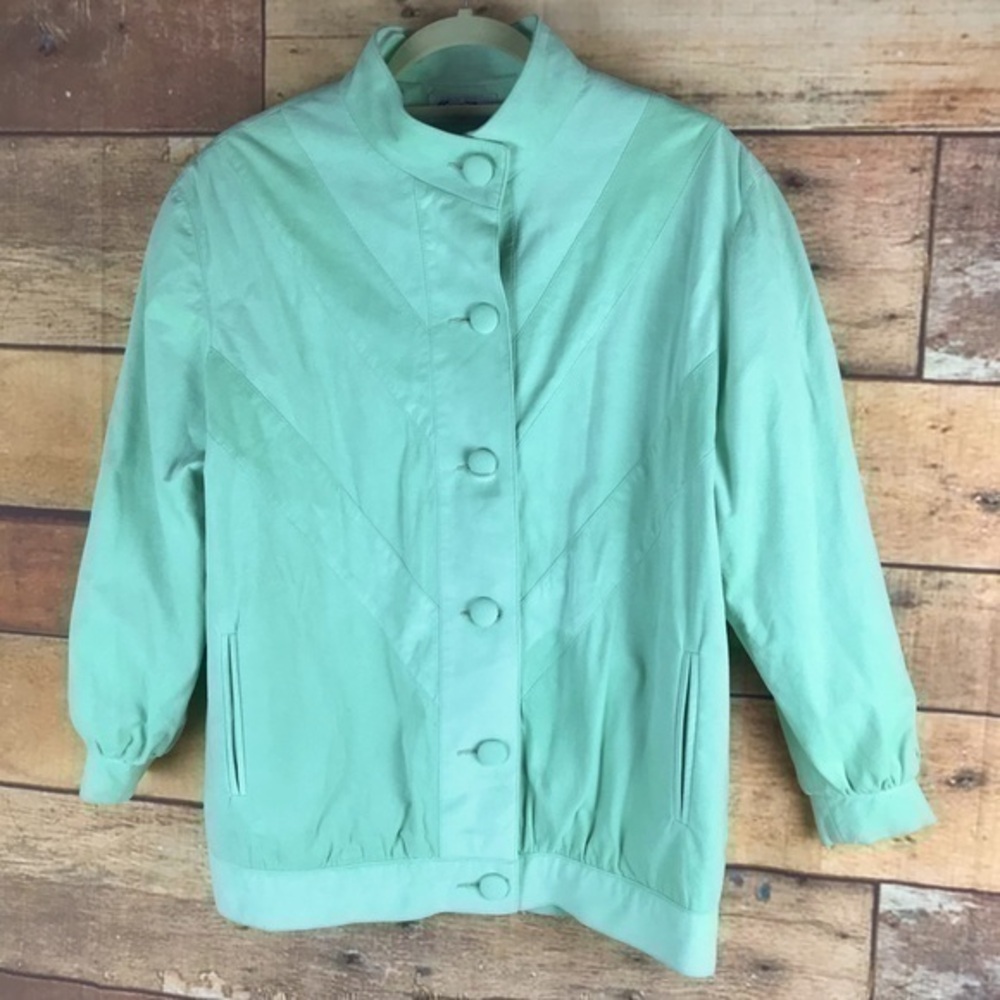 Count Romi LTD Ultra Suede Light Buttons Jacket Size 4